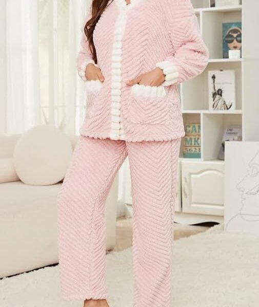 Women's Plush Fleece Long Sleeve Pajama Set for Sleepwear
