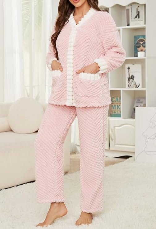Women's Plush Fleece Long Sleeve Pajama Set for Sleepwear