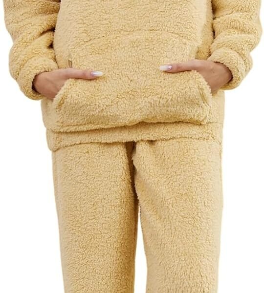 Women's Fleece Hooded Top and Pants Two Piece Pajama Set