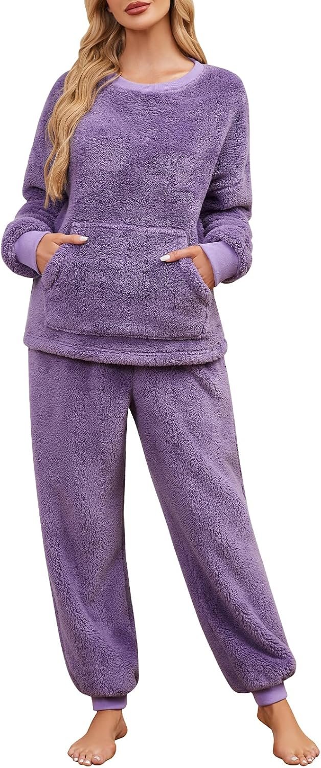 Women's Fleece Long Sleeve Pullover and Lounge Pants Pajama Set