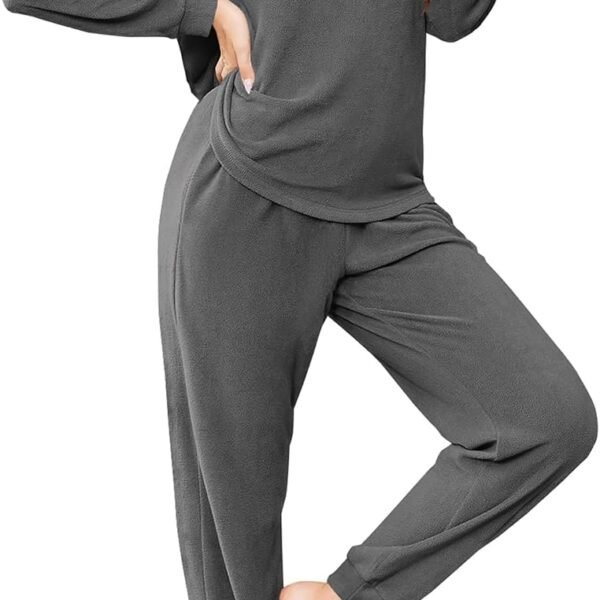 Women's Fuzzy Fleece Long Sleeve Jogger Pajama Set with Pockets